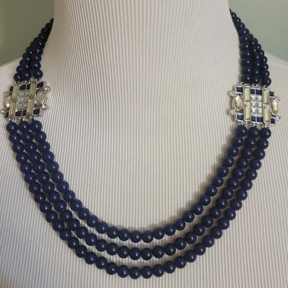 Lia Sophia Jewelry - Lia Sophia Lens Flare Necklacr